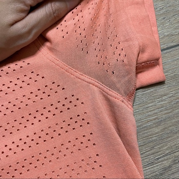 LULULEMON light coral Breeze by Short Sleeve top 6 - Picture 5 of 13